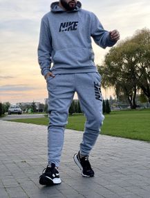Чоловічий спортивний костюм Nike сірий
