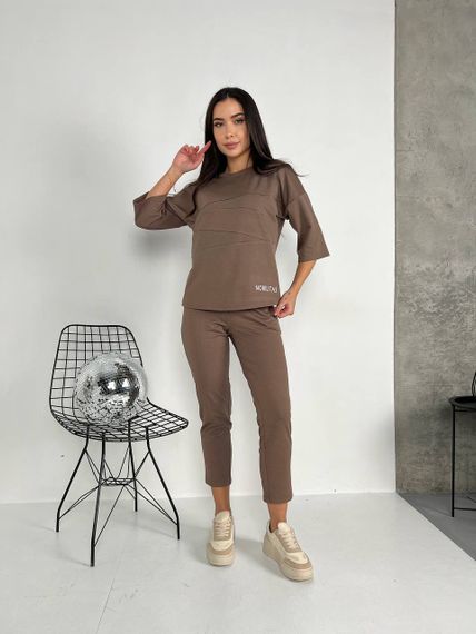 Женский спортивный прогулочный костюм с укороченными штанами NB24003 мокко, размер 46/48