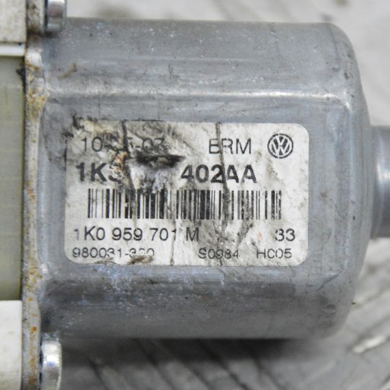 Моторчик склопідйомника Volkswagen Touran Golf V передніх лівих дверей Фольксваген Туран Гольф 5 1K0959701M | Зображення 2