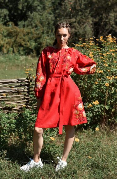 Платье  вышиванка  лен красное