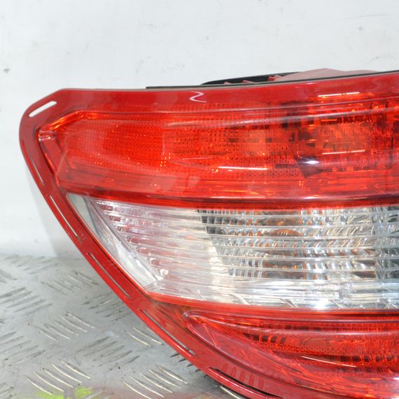 Ліхтар задній лівий Mercedes C-Class W204 2007-2011 седан дорестайл Фара стоп задня ліва Мерседес в204 2048200164 | Зображення 1
