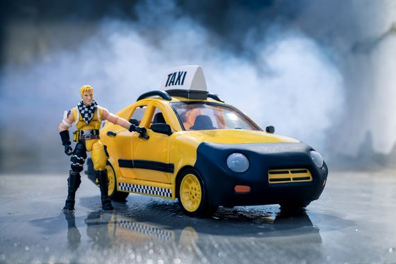 Колекційна фігурка Jazwares Fortnite Joy Ride Vehicle Taxi Cab (FNT0817) | Зображення 3