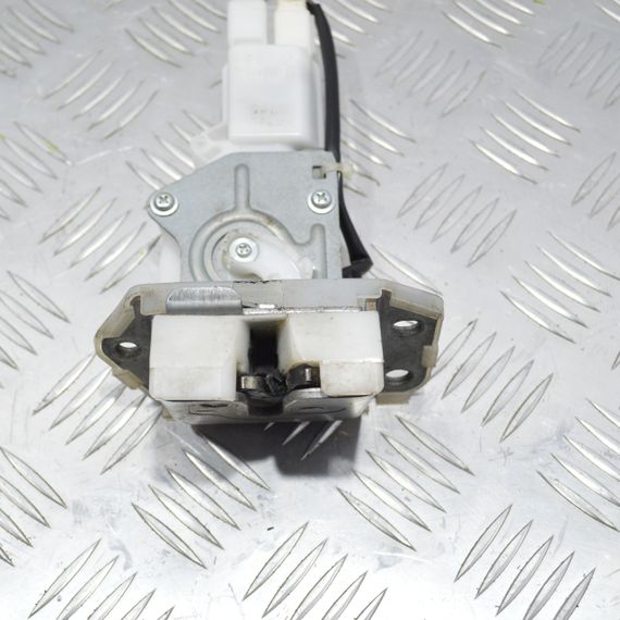 Замок кришки багажника Suzuki Swift IV 2005-2010 Замок дверцят багажника Сузукі Свіфт 4 B6765 | Зображення 2