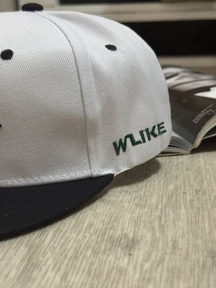 Кепка снепбек (Snapback) лист коноплі  Біло-зелений 56-61р (9077) | Зображення 1