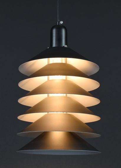 Люстра підвісна на 1 лампочку 27136 Чорний 40-150х20х20 см. | Зображення 1