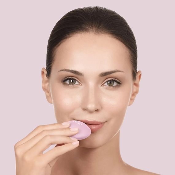 Пристрій для збільшення обʼєму губ GESKE Lip Volumizer&Booster 4в1 Small white, Рожевий | Зображення 3