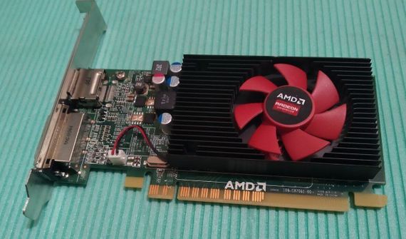 Дискретная видеокарта AMD Radeon R5 340X, 2 GB DDR3, 64-bit / 1x DVI, 1x DisplayPort / Для корпусов форм-фактора Tower б/у | Зображення 2
