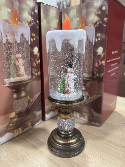 Снеговик Декоративная новогодняя LED свеча со снегом, 25см, от батареек и USB