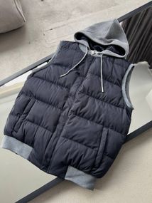Жилет Brunello Cucinelli dark blue v102