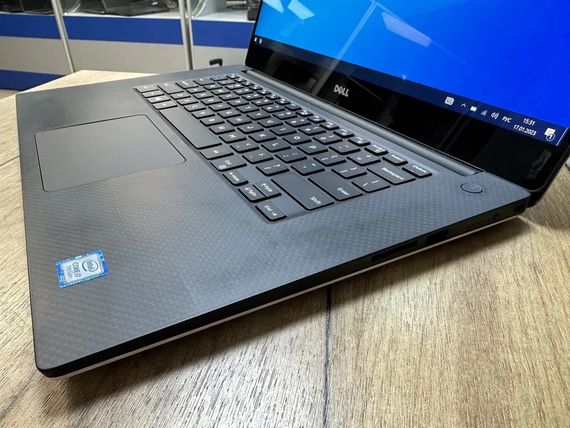 Ноутбук Dell Precision 5520 15.6" 4K core i7 7820HQ/16Gb/256SSD/Quadro M1200 | Зображення 5
