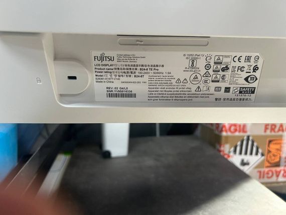 Монітор Fujitsu B24-8 TE Pro / 23.8" (1920x1080) IPS 5 мс / DisplayPort, DVI, VGA, USB 2.0, Audio / VESA 100x100 / Вбудовані колонки 2x 2W  б/в | Зображення 7
