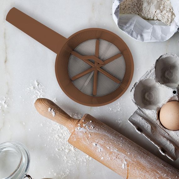 Кружка-сито для просіювання борошна Maestro MR-1164, пластикова, коричнева, діаметр 10 см | Зображення 1