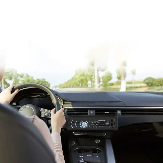 Автомагнітола з пультом ДУ та USB, 1DIN, 1801 / Магнітола в машину з яскравим екраном / Автомобільний магнітофон | Зображення 1