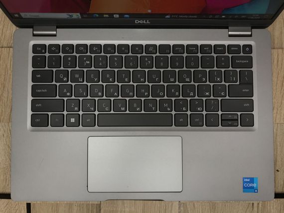 Ультрабук Б-класс Dell Latitude 5420 / 14" (1920x1080) IPS Touch / Intel Core i5-1135G7 (4 (8) ядра по 4.2 GHz) / 8 GB DDR4 / 256 GB SSD M.2 / Intel Iris Xe Graphics / WebCam / Windows 10 б/у | Зображення 4