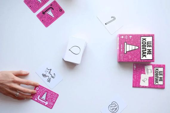 Настольная игра Это не колпак (That's Not a Hat) укр. | Зображення 1