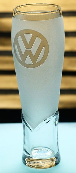 Пивний крафтовий келих 440 мл з гравіюванням Фольксваген Volkswagen подарунок для автолюбителя  кухоль для пива | Зображення 2