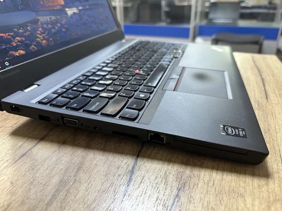 Ноутбук Lenovo ThinPad T550 15.6" FHD intel core i5 5300U/8Gb/500Gb HDD Б/В | Зображення 2