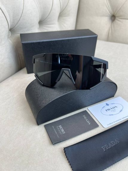 Сонцезахисні окуляри Prada SPS 04W-F g249