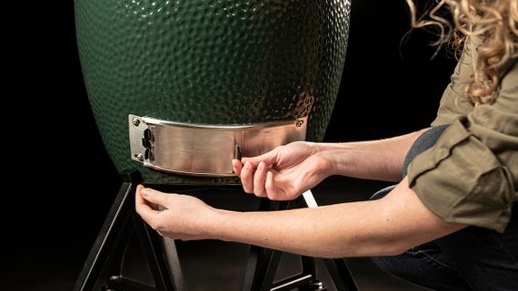 Заслонка нижня металева для грилів Big Green Egg M-L 104045 Код: 013031 | Зображення 3