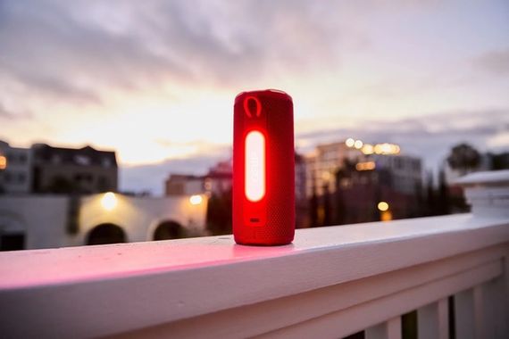 Портативна акустика JBL Grip Red (JBLGRIPRED) | Зображення 9
