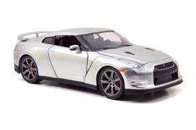 Машинка Nissan GT-R Форсаж масштаб 1:24