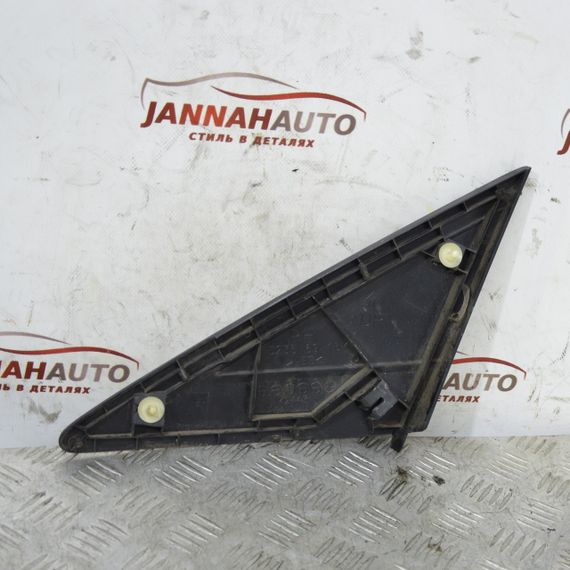 Накладка крила передня права Mazda 5 2005-2010 Захист трикутник крила правий Мазда 5 C2356915Y | Зображення 1