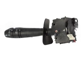 Renault Thalia I (00-10) переключатель света и поворотников, 251570 Рено Талиа 1