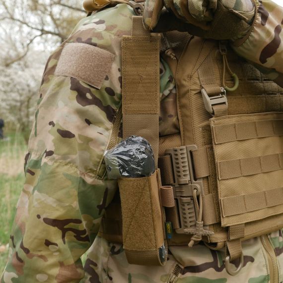 Подсумок под турникет открытого типа с креплениями для тактических ножниц и маркера койот | Зображення 8