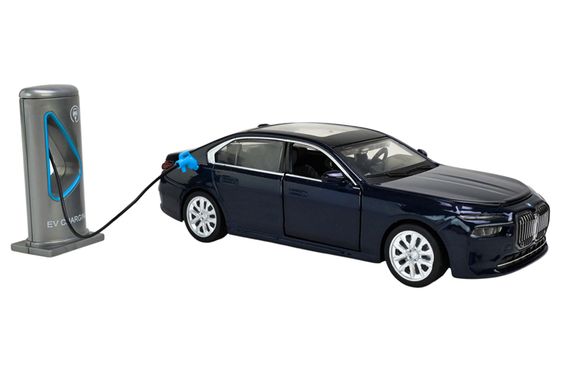 Машина металева 68730 1:32 BMW I7, на батарейки, світло, звук, відкриваються двері, капот, багажник, у коробці 20x9x9 см АВТОПРОМ | Зображення 3