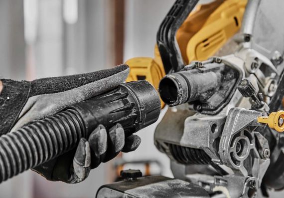 Пила торцювальна акумуляторна DeWalt с АКБ та ЗП DCS781X2 | Зображення 1