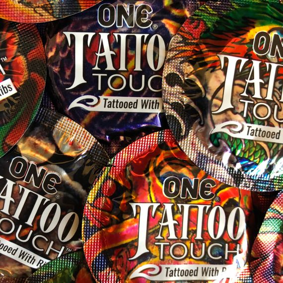 Презервативи з тату ONE Tattoo Touch | Зображення 1