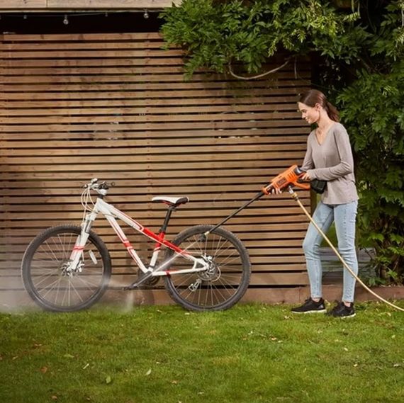 Мийка високого тиску акумуляторна Black&Decker BCPC18B | Зображення 2