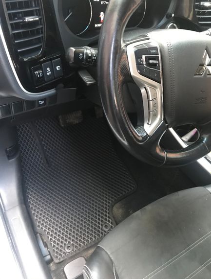 Килимки EVA P-HEV (чорні) для Mitsubishi Outlander 2012-2021 рр