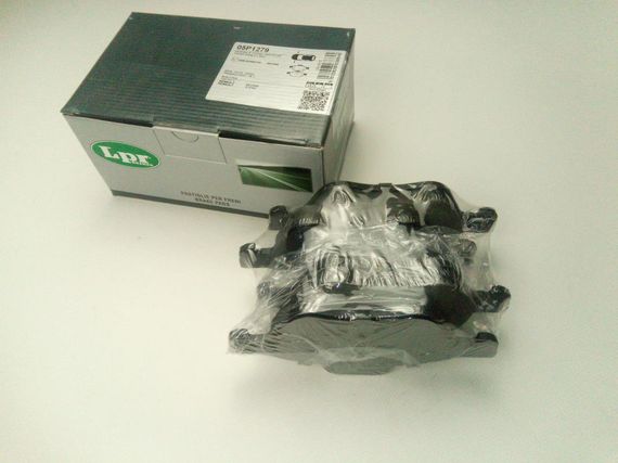 Колодки передні гальмівні Clio III/Megane II, LPR (05P1279) (7701209100) | Зображення 1