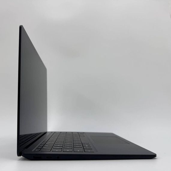 Ультрабук Microsoft Surface Laptop 3 / 13.5" (2256x1504) IPS / Intel Core i5-1035G7 (4 (8) ядра по 1.2 - 3.7 GHz) / 8 GB DDR4 / 256 GB SSD / Intel UHD Graphics / WebCam б/у | Зображення 6