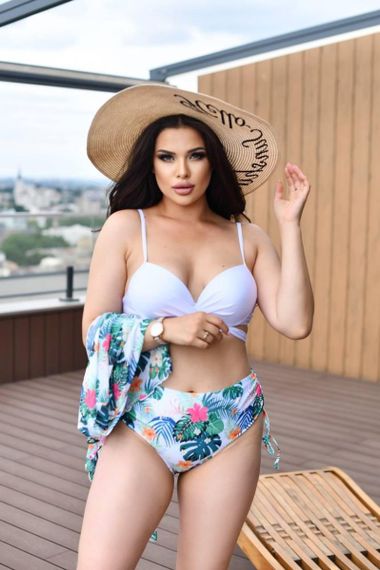 Роздільний білий купальник PLUS SIZE з тунікою в тропічному принті | Зображення 1