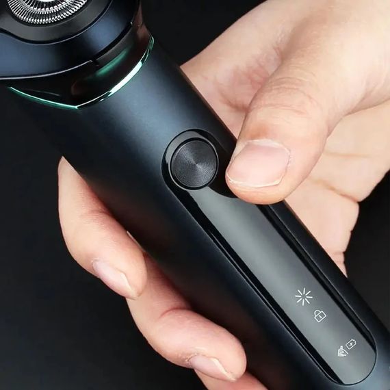 Акумуляторна електробритва з водонепроникним корпусом XPRO VGR V-310 (234568471_763)