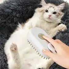 Паровая щетка массажер спрей 3 в 1 PET SPRAY MASSAGE BRUSH для вычесывания собак и кошек с паровым распылителем с ручкой | Зображення 1