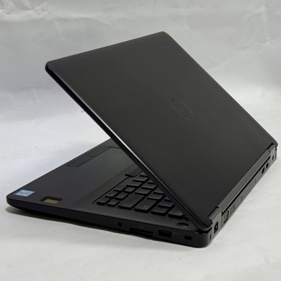 Ультрабук Б-класс Dell Latitude E5470 / 14" (1366x768) TN / Intel Core i5-6300U (2 (4) ядра по 2.4 - 3.0 GHz) / 6 GB DDR4 / 128 GB SSD M.2 / Intel HD Graphics 520 / WebCam / Windows 10 Pro б/у | Зображення 8