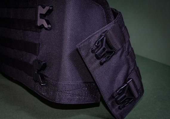 Плитоноска с установкой боковой и кевларовой защиты кордура Kirasa черная (KI101) | Зображення 5