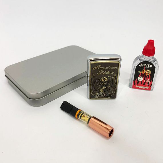 Сувенір запальничка, Запальничка бензинова щаслива, Подарункові запальнички Бензинова QM-51 | Зображення 3