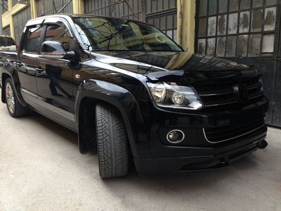 Накладка на передний бампер (под покраску) для Volkswagen Amarok 2010-2022 гг | Зображення 1
