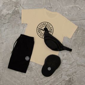 Костюм футболка + шорти + кепка та бананка Stone island колір бежевий/чорний