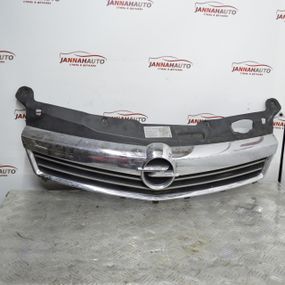 Решітка радіатора Opel Astra H III рестайлінг 2007-2010 Опель Астра 13225780