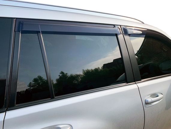 Вітровики 8 см (4 шт, HIC) для Toyota Land Cruiser Prado 150
