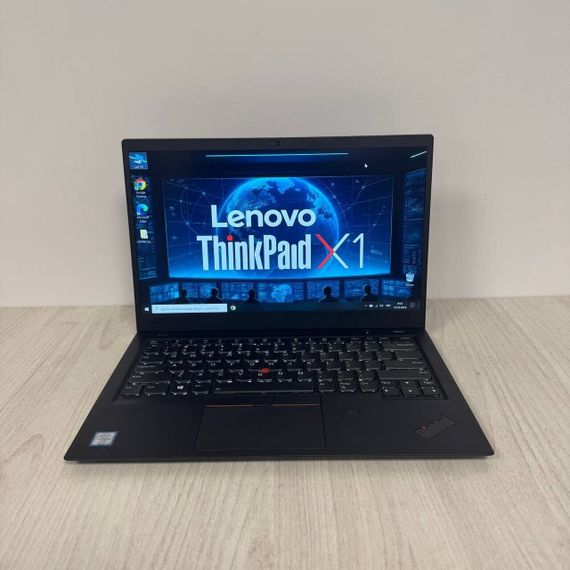Ультрабук Б-класс Lenovo ThinkPad X1 Carbon Gen 6 / 14" (1920x1080) IPS / Intel Core i5-8350U (4 (8) ядра по 1.7 - 3.6 GHz) / 8 GB DDR4 / 256 GB SSD / Intel UHD Graphics 620 / WebCam б/у | Зображення 1