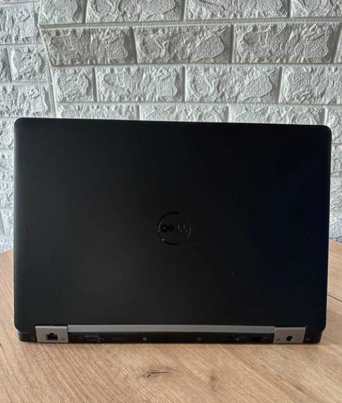 Ноутбук Dell Latitude 5570 15,6" HD i7 6600U 8Gb SSD 256Gb Radeon R7 M360 Б/В | Зображення 5