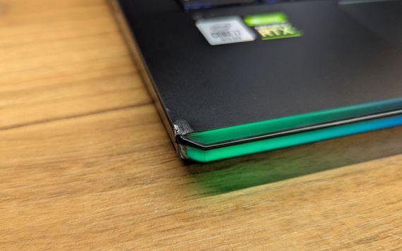 Ігровий ноутбук Б-клас MSI GE66 Raider 10SFS / 15.6" (1920x1080) IPS / Intel Core i7-10750H (6 (12) ядер по 2.6 - 5.0 GHz) / 32 GB DDR4 / 1000 GB SSD / nVidia GeForce RTX 2070 Super, 8 GB GDDR6, 256-bit / WebCam / Windows 11 б/в +Подарунок Миша / USB | Зображення 2