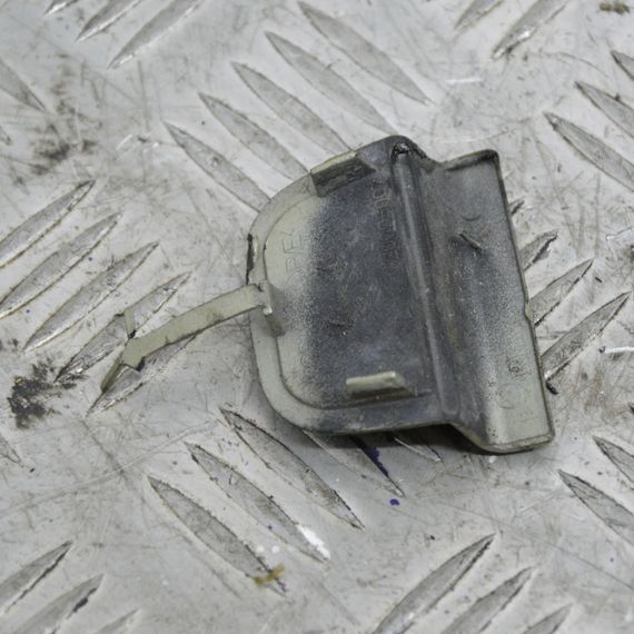 Заглушка бампера Renault Laguna II 2005-2007 універсал Заглушка бампера Рено Лагуна 2 20006007 | Зображення 1