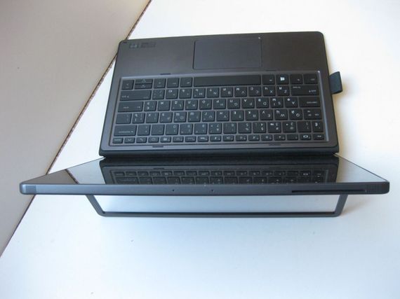 Нетбук-трансформер HP Pro x2 612 G2 / 12" (1920x1280) IPS Touch / Intel Core i5-7Y57 (2 (4) ядра по 1.2 - 3.3 GHz) / 8 GB DDR3 / 256 GB SSD / Intel HD Graphics 615 / WebCam / Win 10 Pro б/в | Зображення 5